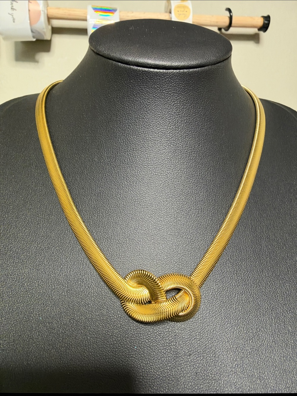 Fashion Gold Tone Knot Herringbone Elegant Necklace - Women Jewelry